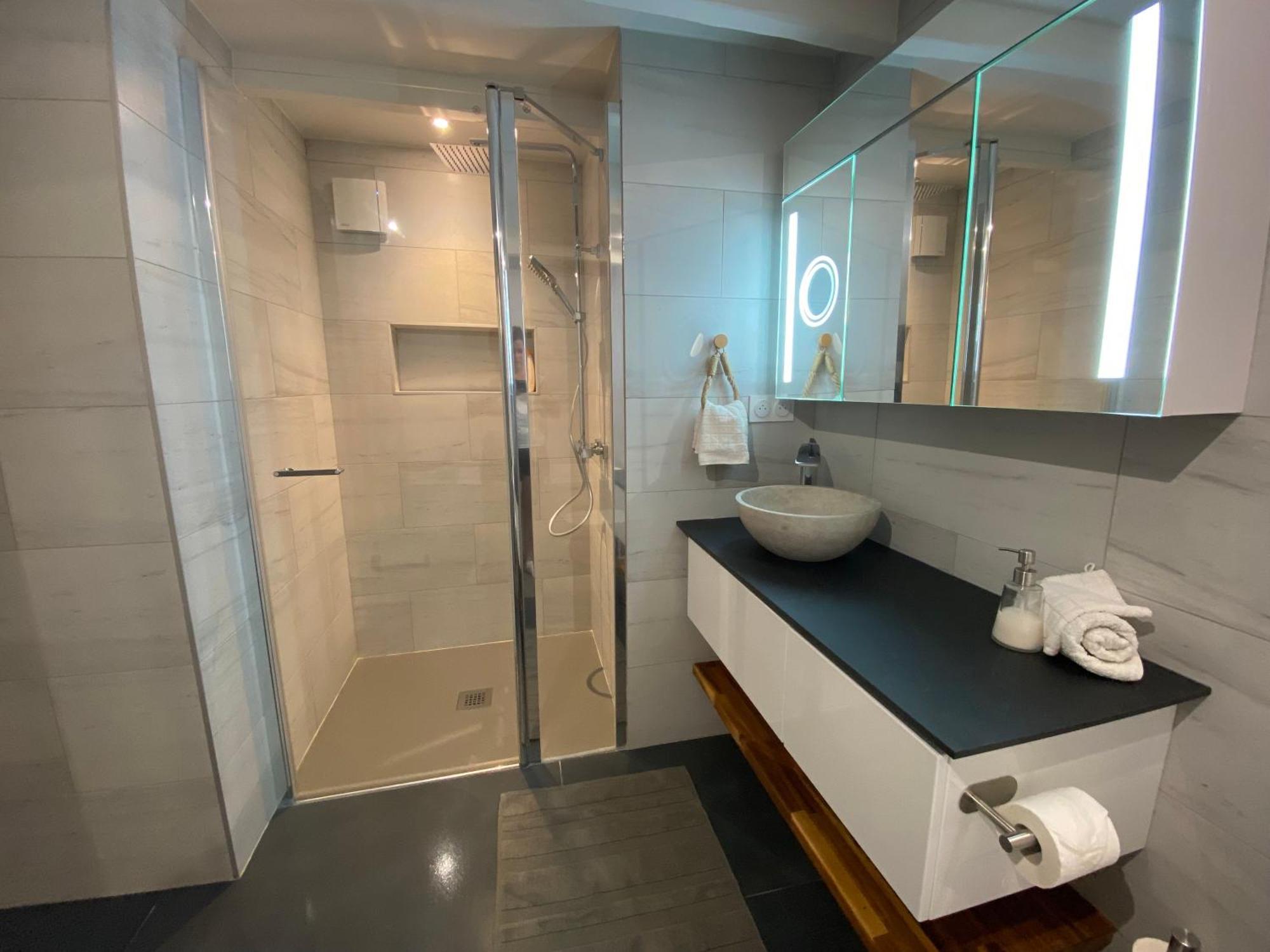 Appartement Avec Piscine Privee Dans Residence Pour 6 Personnes Uzes Luaran gambar