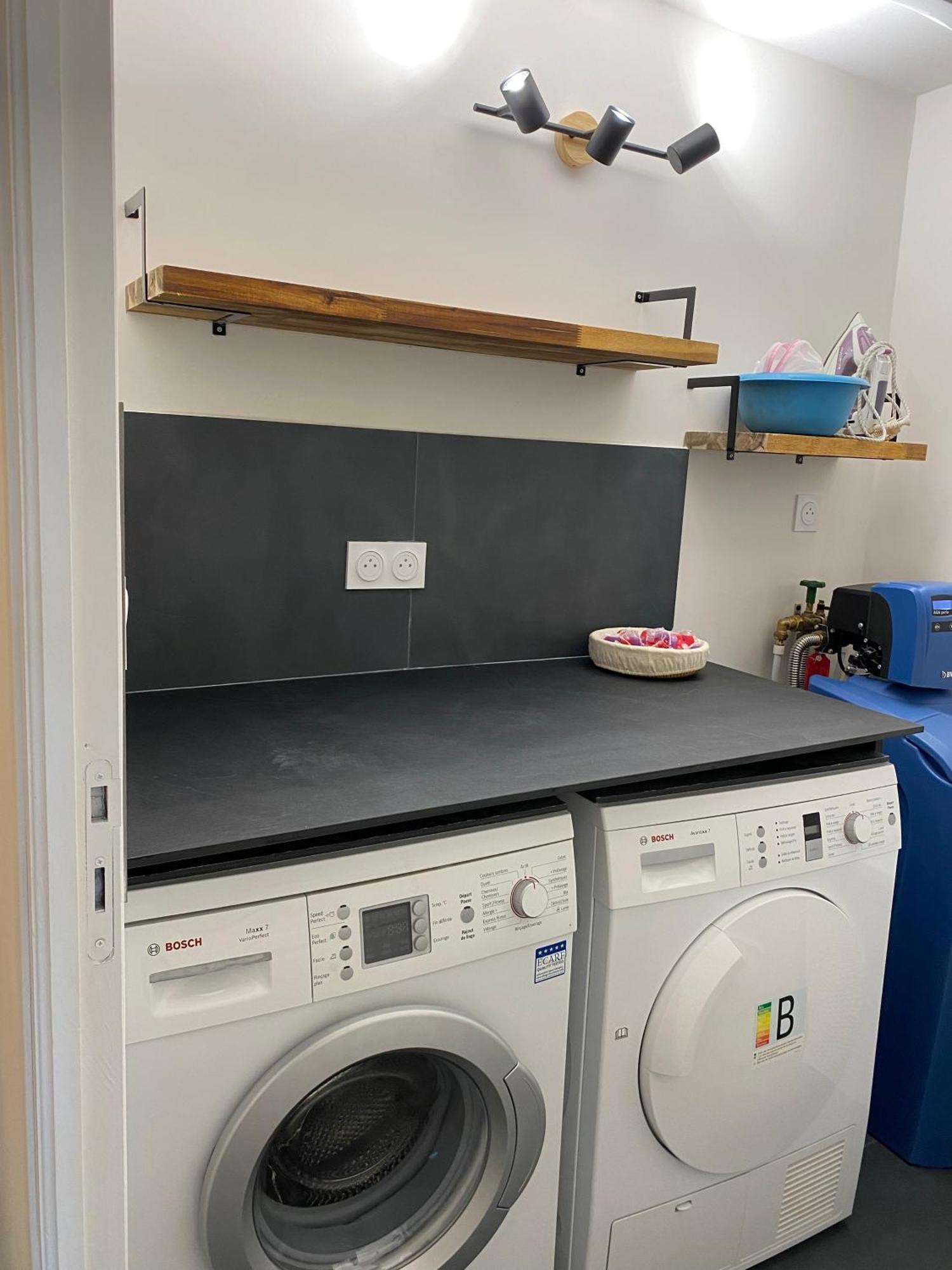 Appartement Avec Piscine Privee Dans Residence Pour 6 Personnes Uzes Luaran gambar