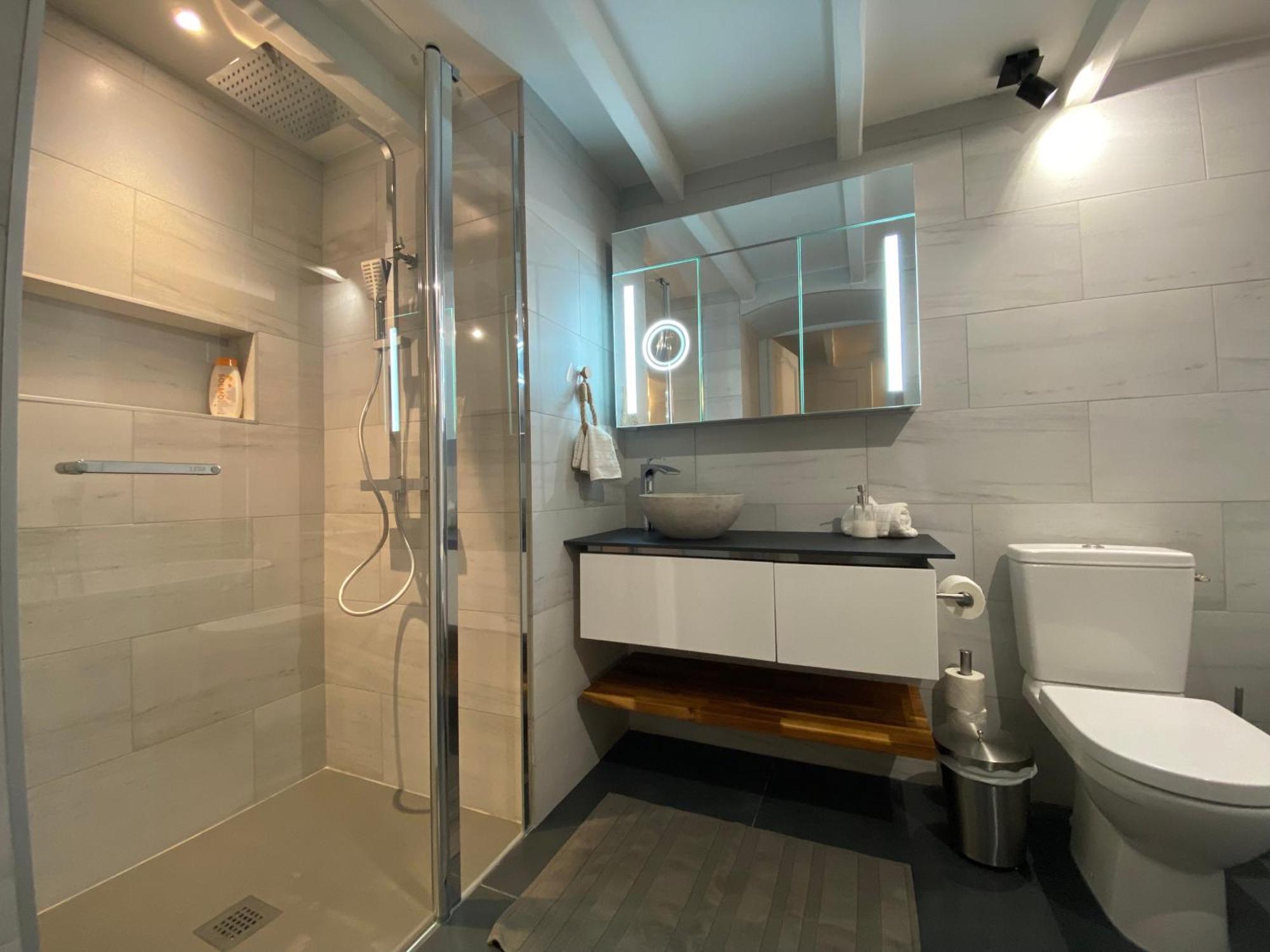 Appartement Avec Piscine Privee Dans Residence Pour 6 Personnes Uzes Luaran gambar