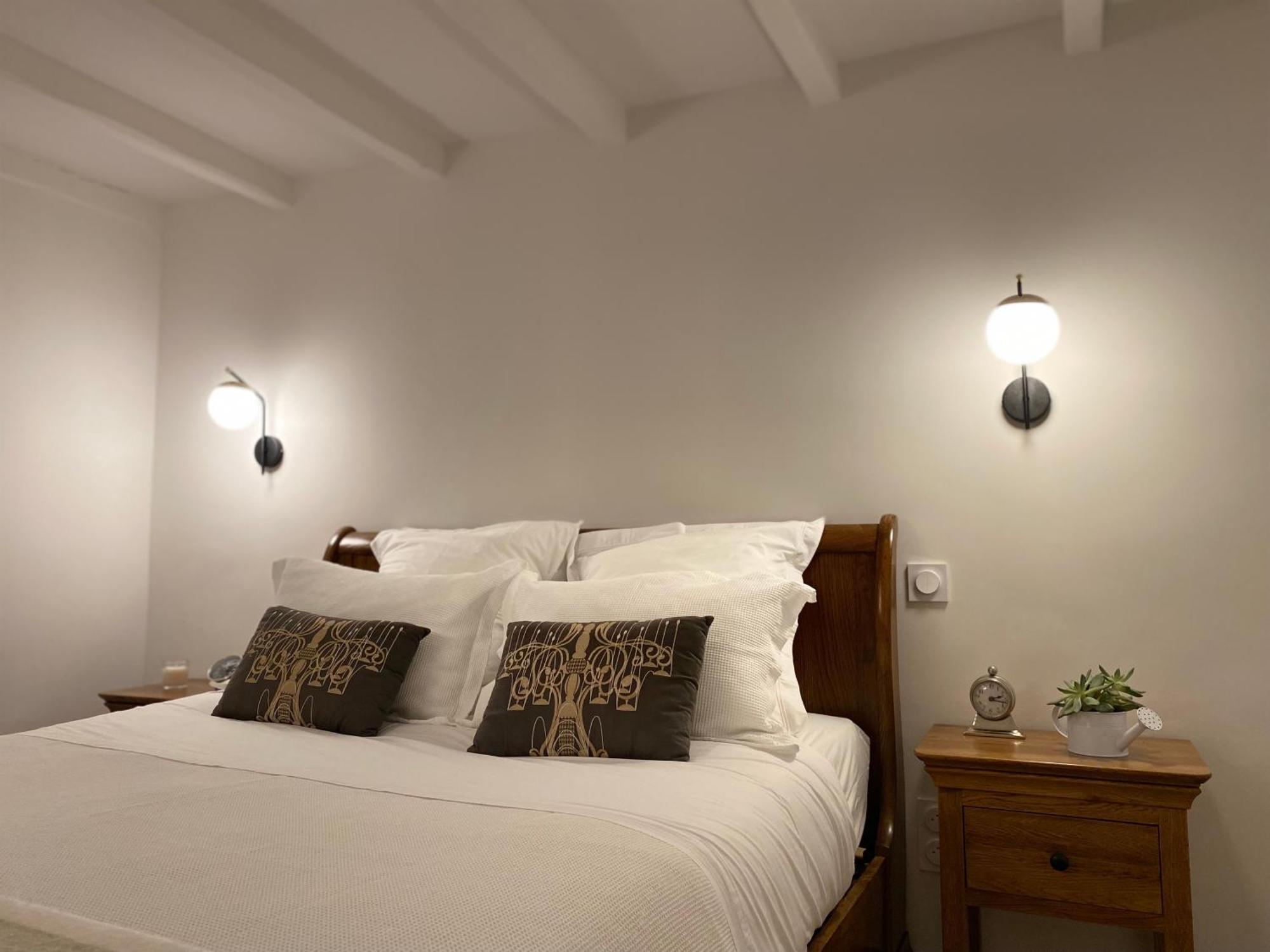 Appartement Avec Piscine Privee Dans Residence Pour 6 Personnes Uzes Luaran gambar