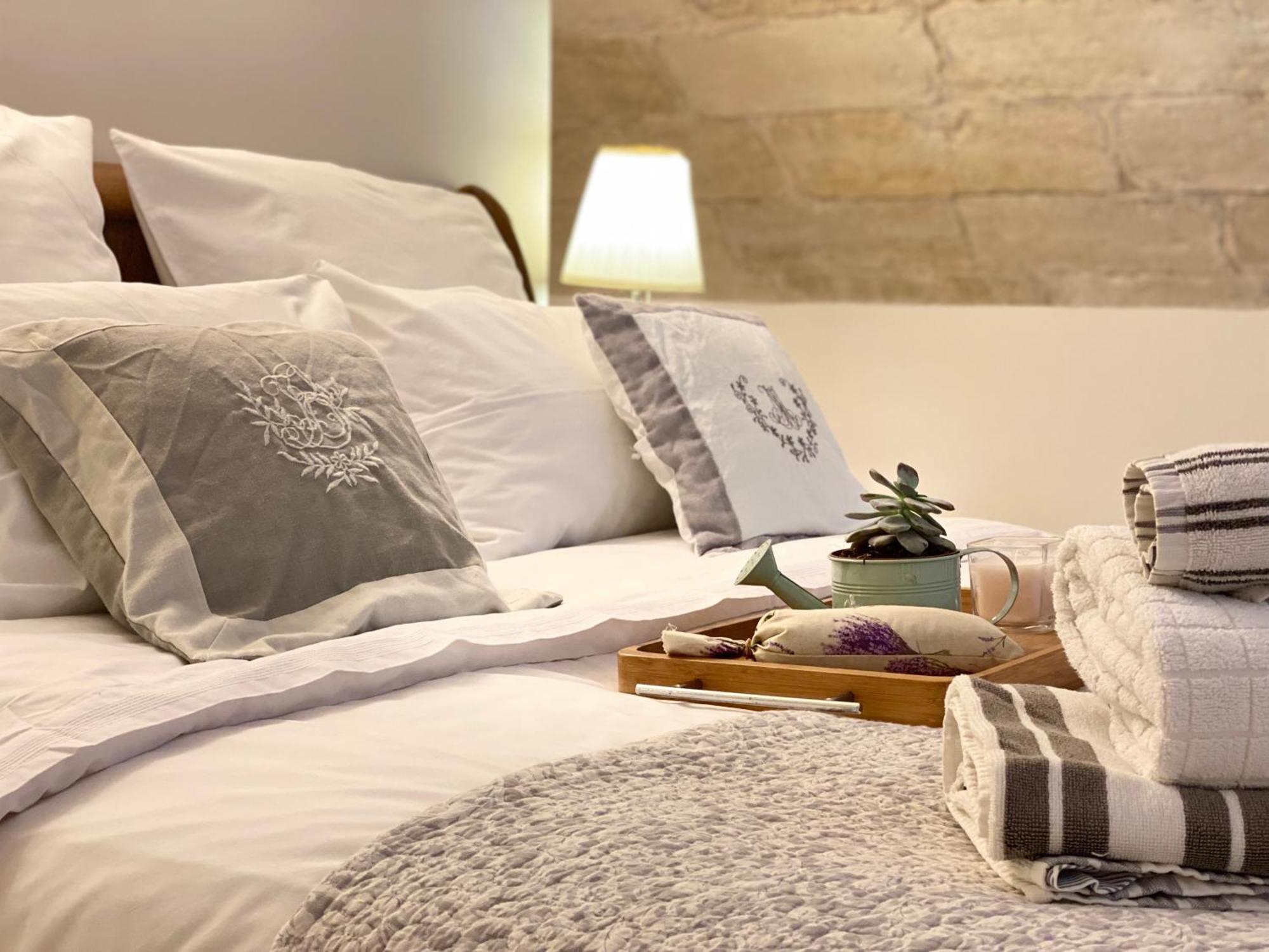 Appartement Avec Piscine Privee Dans Residence Pour 6 Personnes Uzes Luaran gambar