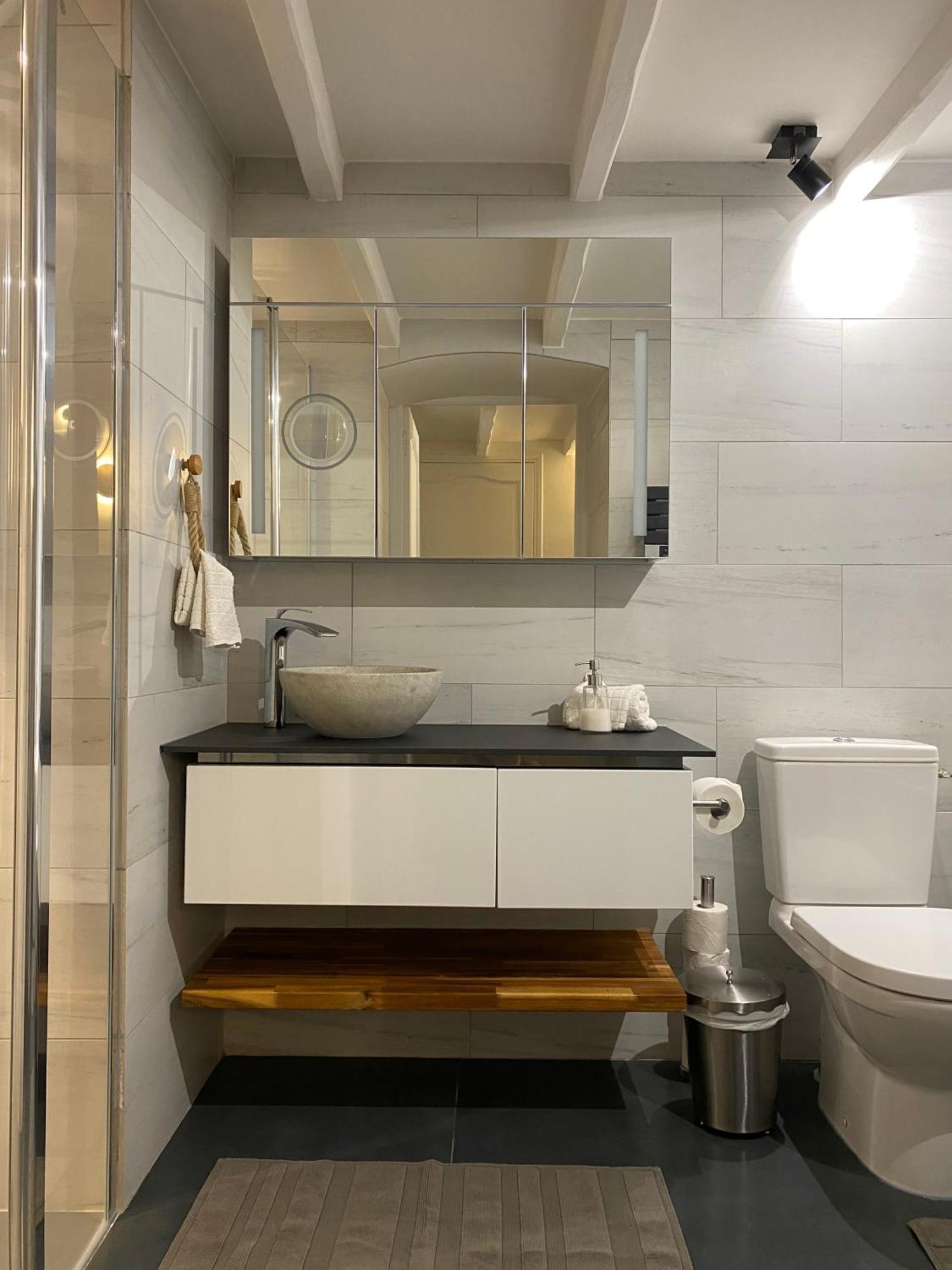 Appartement Avec Piscine Privee Dans Residence Pour 6 Personnes Uzes Luaran gambar